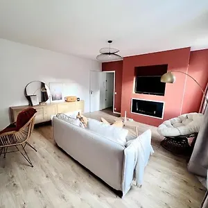 Appartement Superbe Avec Cheminée., Saint-Etienne (Loire)